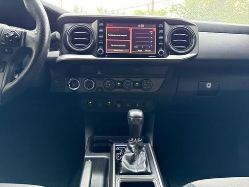 Used 2020 Toyota Tacoma TRD Sport w/ Technology Package AWD/4WD image 22