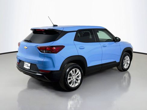 Used 2024 Chevrolet TrailBlazer LS w/ LS Convenience Package AWD/4WD image 9