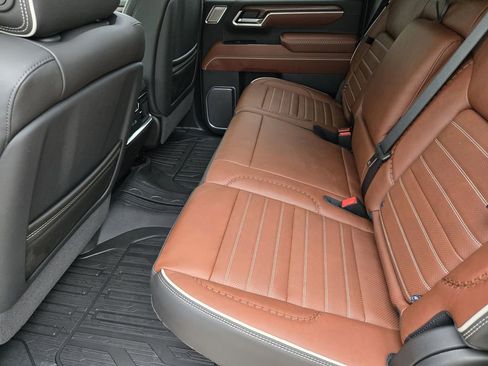 New 2026 GMC Sierra 2500 Denali Ultimate AWD/4WD image 19