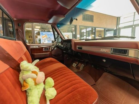 Used 1987 GMC Sierra 1500 R1500  TRUE MILES UNKOWN image 9