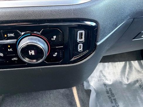 Used 2022 Chevrolet Silverado 1500 LT image 23