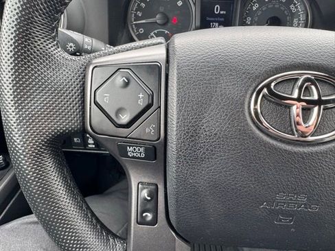 Certified 2022 Toyota Tacoma TRD Sport w/ Technology Package image 19