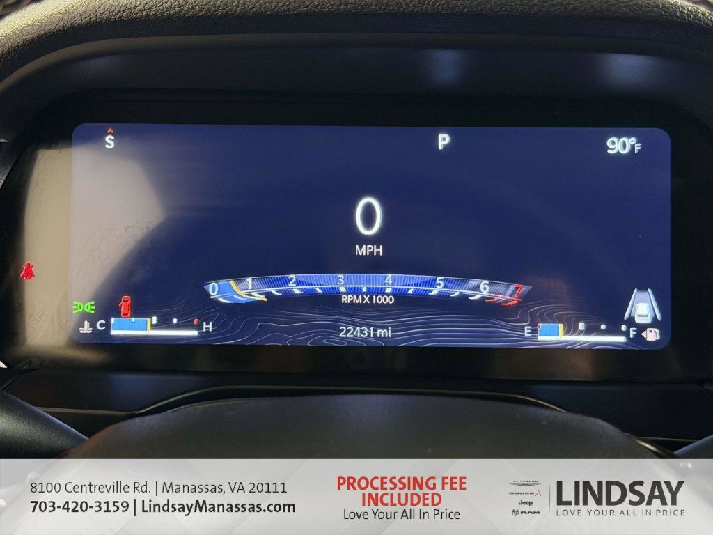 Used 2023 Jeep Grand Cherokee Laredo AWD/4WD image 33