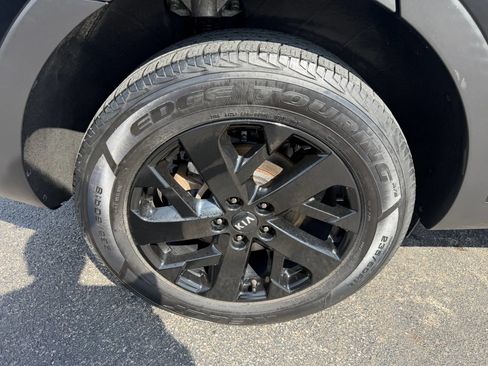 Used 2021 Kia Sorento S AWD/4WD image 52