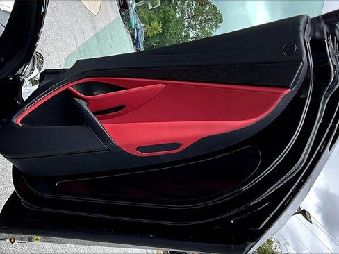 Used 2024 McLaren 750S Spider image 20