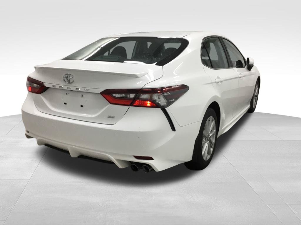 Used 2024 Toyota Camry SE FWD image 15