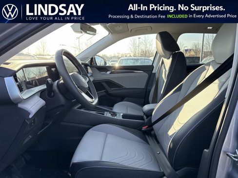 New 2026 Volkswagen Tiguan SE AWD/4WD image 9