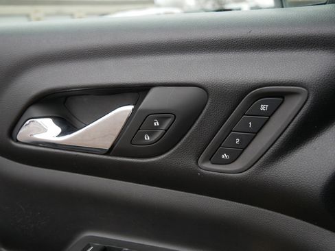 Used 2018 GMC Acadia Denali w/ Technology Package image 27