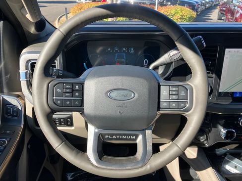 New 2026 Ford F250 Platinum w/ Platinum Plus Package AWD/4WD image 18
