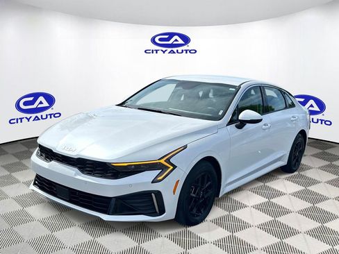 Used 2025 Kia K5 LXS FWD image 9