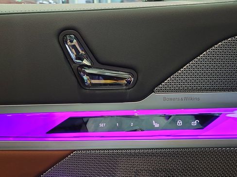 New 2025 BMW i7 xDrive60 image 33