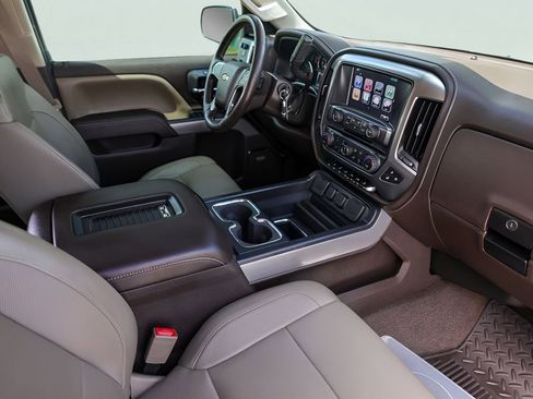 Used 2016 Chevrolet Silverado 1500 LTZ Z71 w/ LTZ Plus Package AWD/4WD image 32