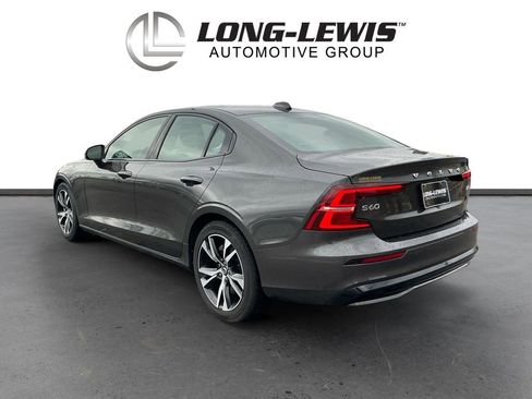 Used 2024 Volvo S60 B5 Core image 4