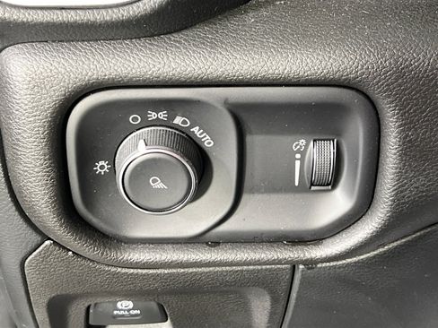 Used 2023 RAM 1500 Lone Star AWD/4WD image 10