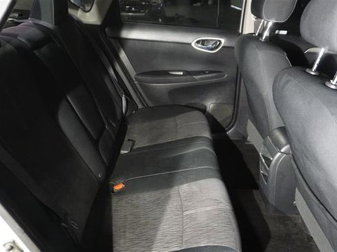 Used 2014 Nissan Sentra SV image 21