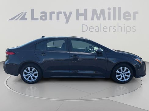 Used 2024 Toyota Corolla LE FWD image 6