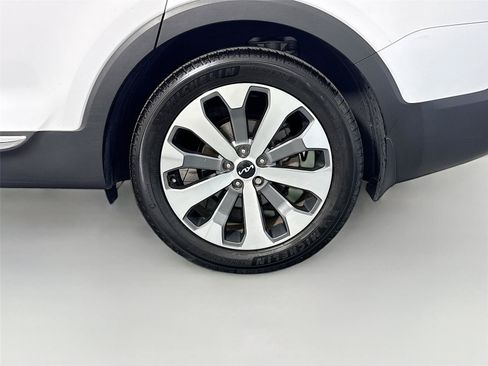 Used 2022 Kia Telluride EX w/ EX Premium Package FWD image 36