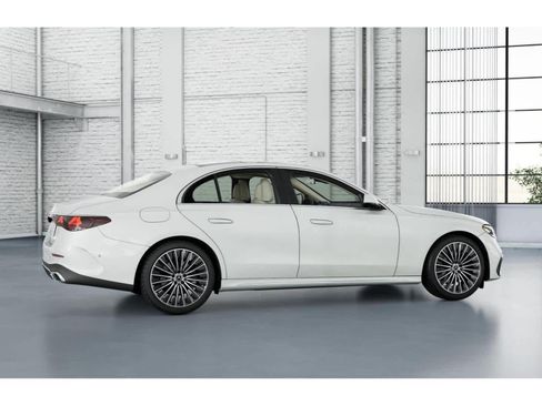 Used 2026 Mercedes-Benz E 350 Sedan image 17
