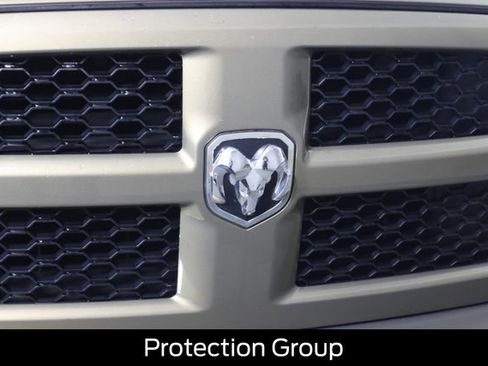 Used 2015 RAM 1500 Outdoorsman image 13