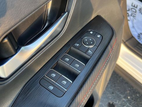 New 2026 Nissan Kicks SR w/ Cold Weather Package image 20