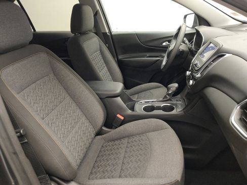 Used 2023 Chevrolet Equinox LT w/ LPO, Floor Liner Package AWD/4WD image 21