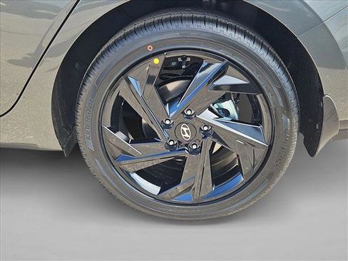 New 2026 Hyundai Elantra SEL Sport Premium image 10