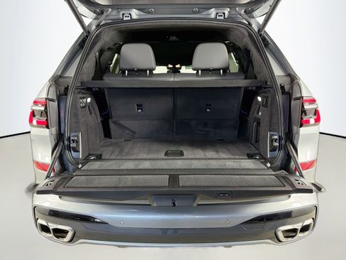 Certified 2024 BMW X7 M60i AWD/4WD image 28