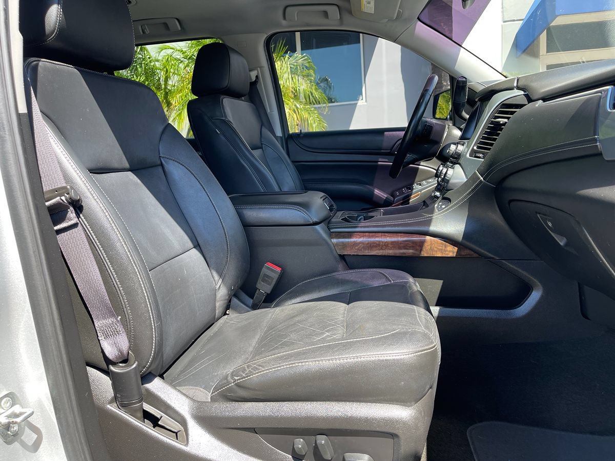 Used 2017 Chevrolet Tahoe LT w/ LT Signature Package RWD image 30