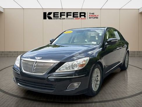Used 2011 Hyundai Genesis 3.8 RWD image 1