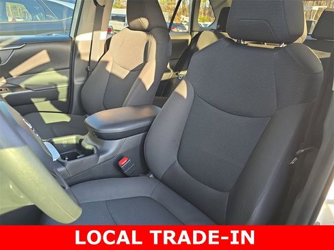 Used 2024 Toyota RAV4 LE image 15
