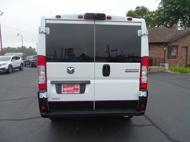 Used 2025 RAM ProMaster 2500 w/ U-Haul Equipment Group FWD image 4