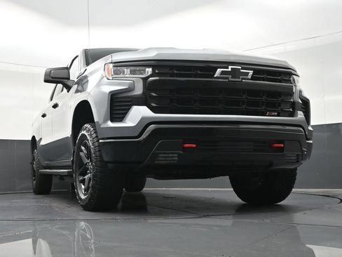 Used 2024 Chevrolet Silverado 1500 LT Trail Boss w/ Convenience Package II AWD/4WD image 31