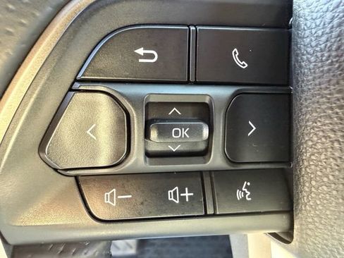 Certified 2025 Toyota 4Runner SR5 image 13