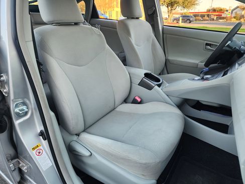 Used 2012 Toyota Prius Two image 15