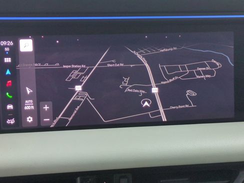 Certified 2025 Porsche Macan 4 Electric AWD/4WD image 14