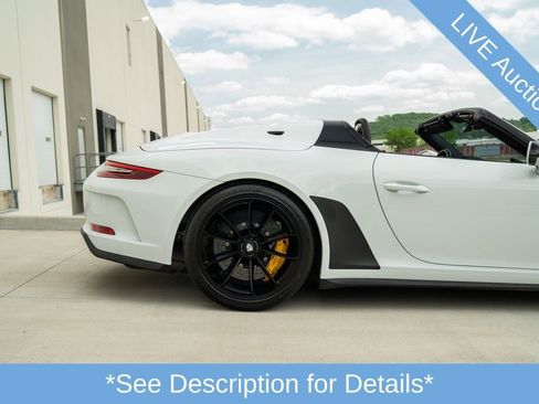 Used 2019 Porsche 911 Speedster image 9