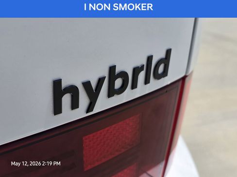 Certified 2025 Hyundai Santa Fe Calligraphy FWD image 10