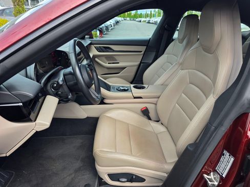 Used 2022 Porsche Taycan RWD image 11
