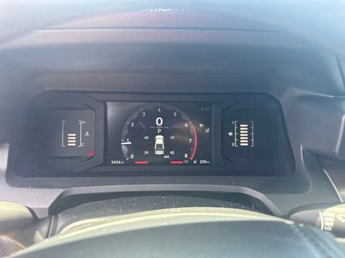 Used 2024 Toyota Tacoma SR5 AWD/4WD image 15