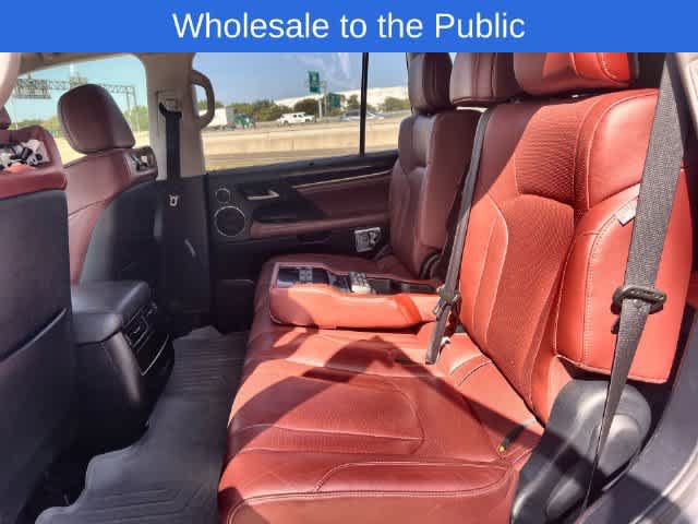 Used 2017 Lexus LX 570 4WD w/ Luxury Package image 14