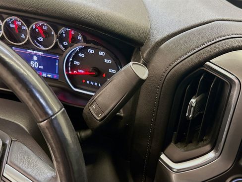 Used 2020 Chevrolet Silverado 1500 LT Trail Boss image 25