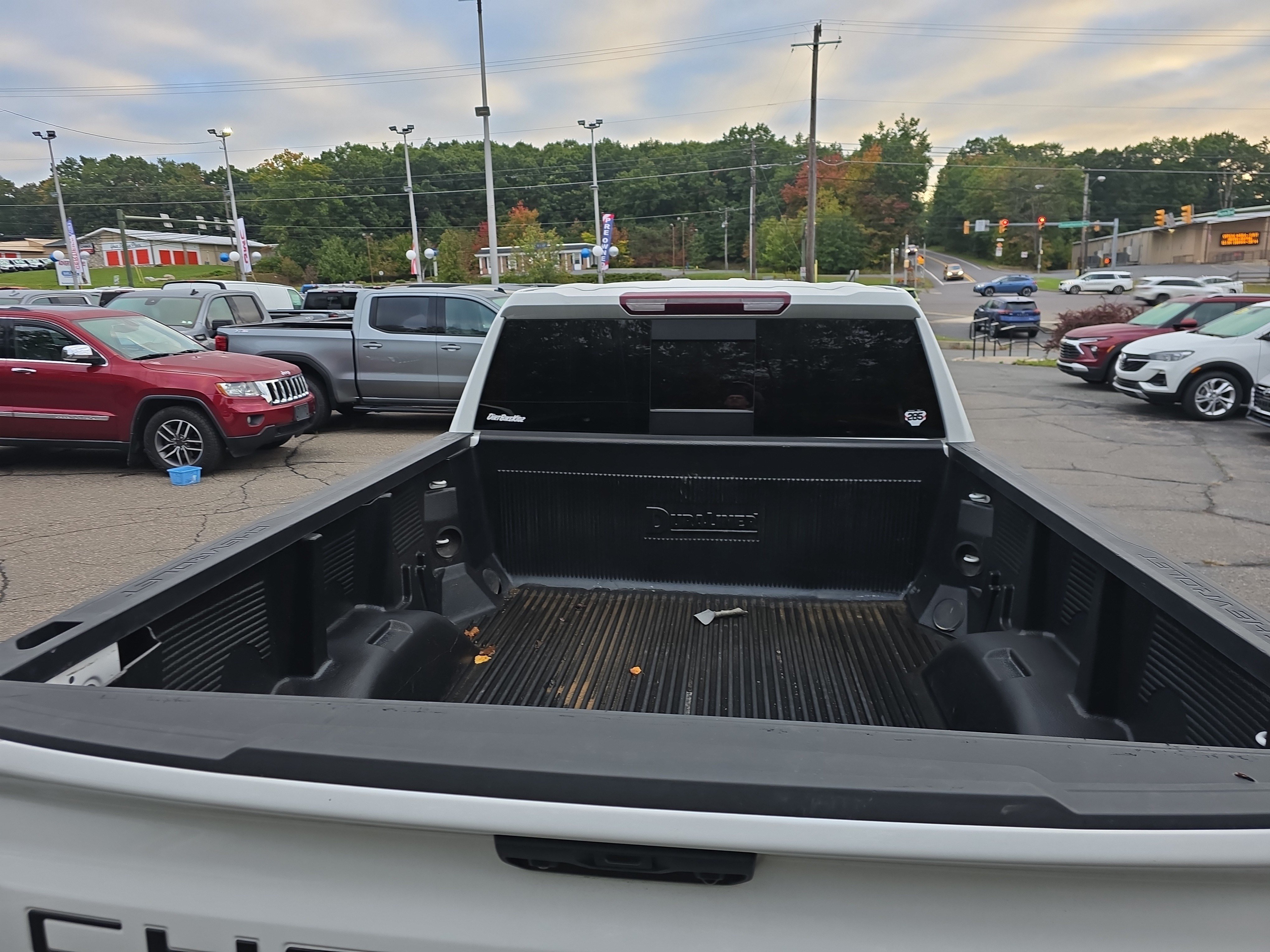 Used 2024 Chevrolet Silverado 1500 RST w/ Convenience Package II AWD/4WD image 5