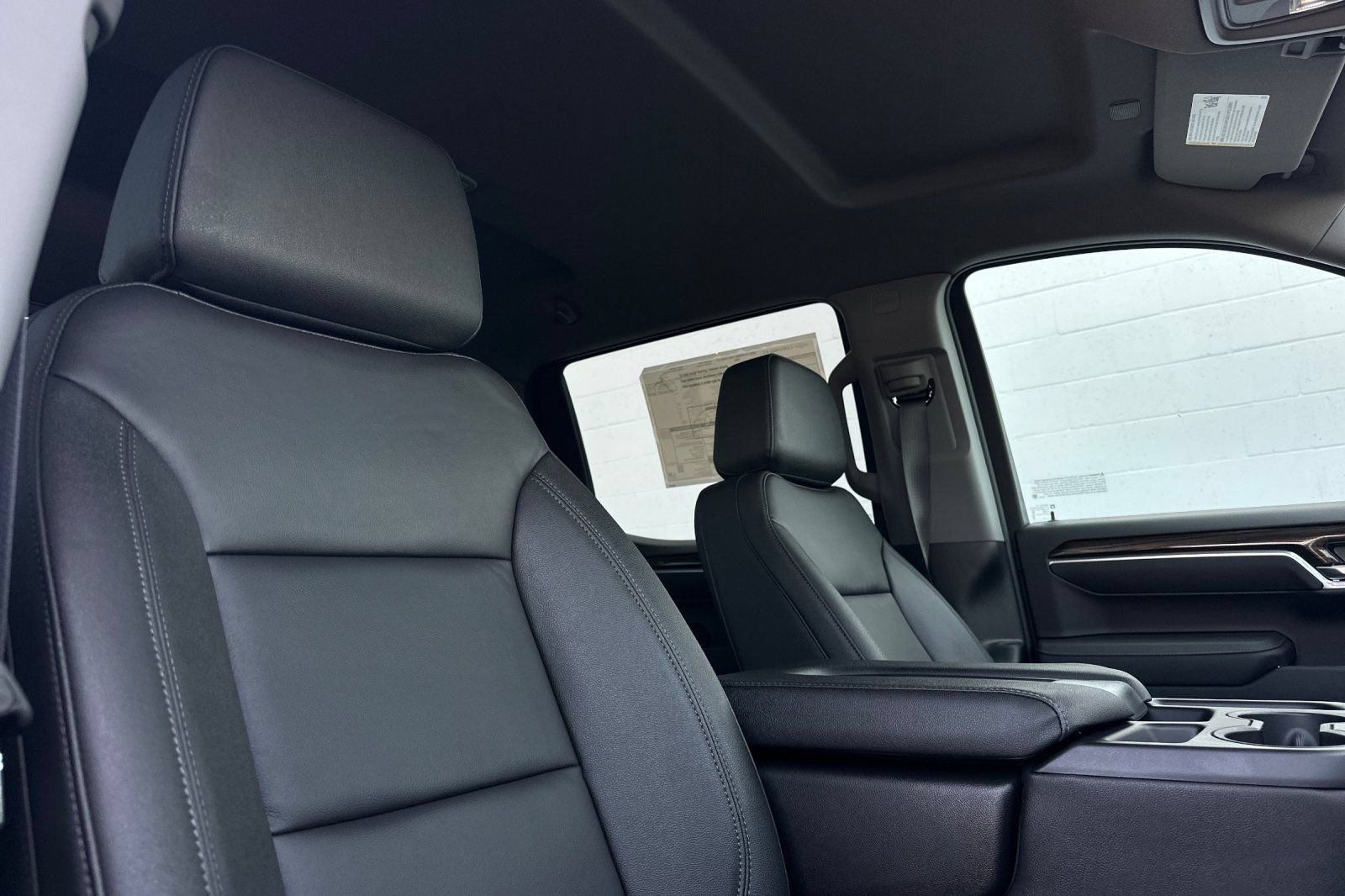 New 2026 Chevrolet Silverado 1500 LT w/ Leather Package RWD image 16