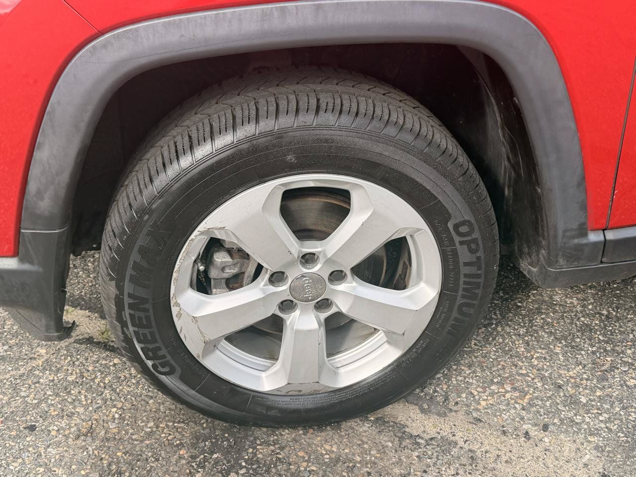 Used 2018 Jeep Compass Latitude AWD/4WD image 10