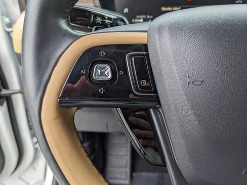 Used 2021 Lincoln Corsair Reserve image 27