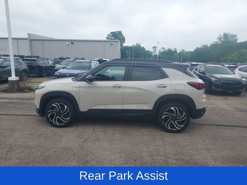Used 2026 Chevrolet TrailBlazer RS w/ Convenience Package AWD/4WD image 4