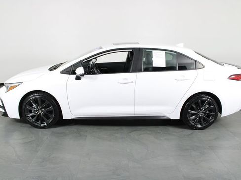 Used 2024 Toyota Corolla XSE FWD image 13