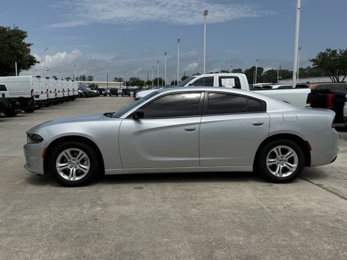 Used 2023 Dodge Charger SXT RWD image 8