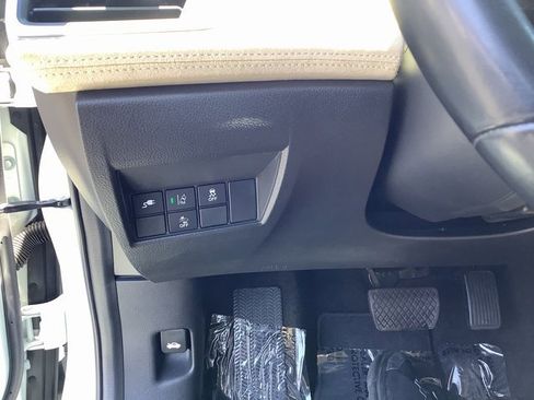 Used 2018 Honda Clarity Touring image 15