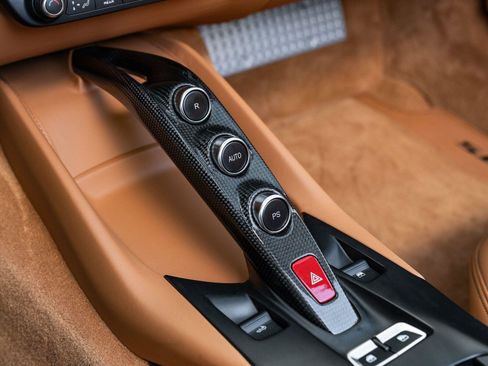 Used 2022 Ferrari 812 GTS RWD image 24